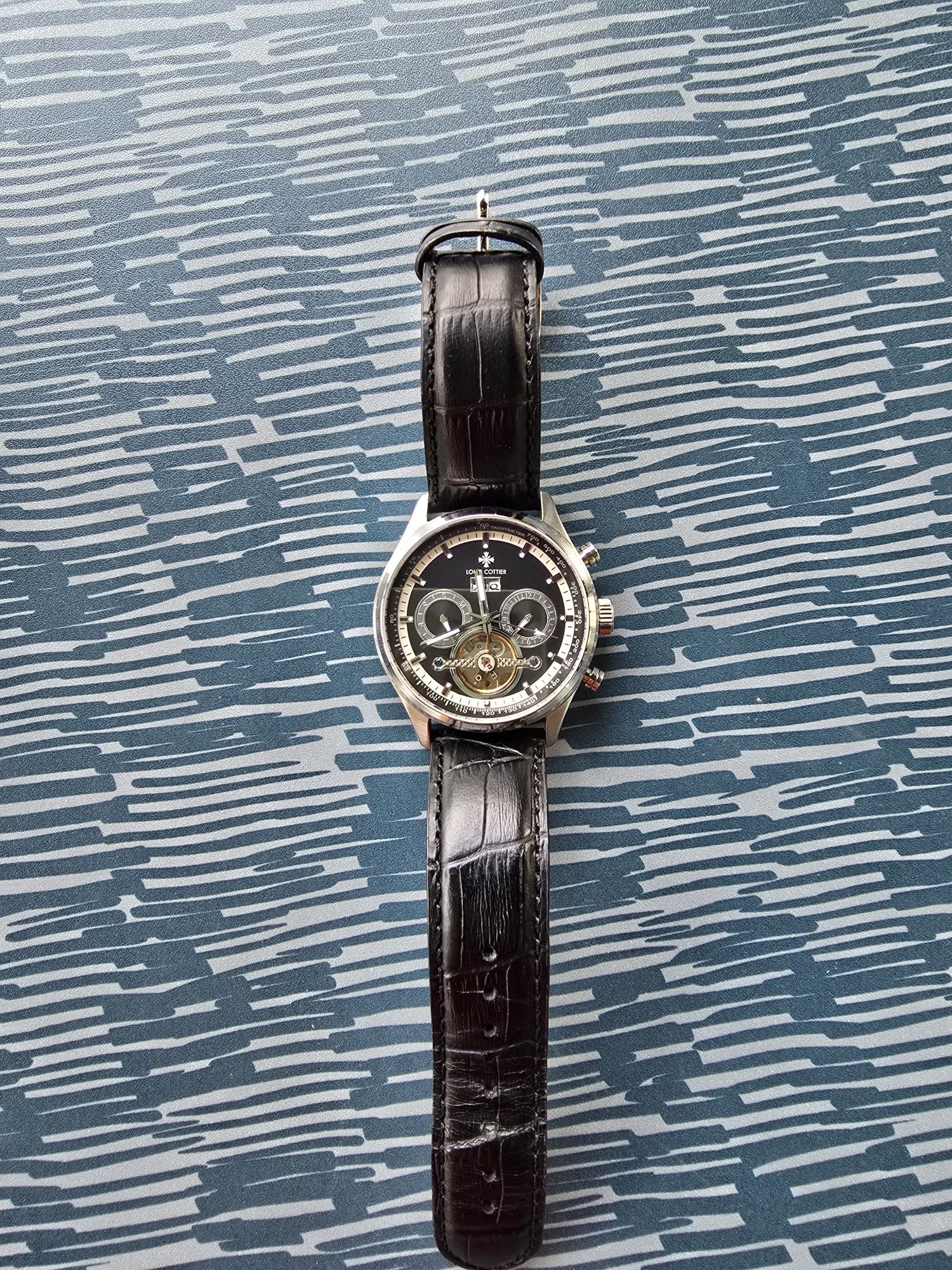 Louis Cottier Open Heart Automatic – Excelente estado
