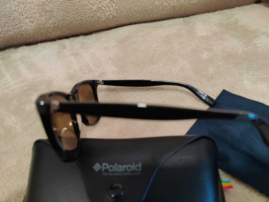 Óculos de sol novos da Polaroid