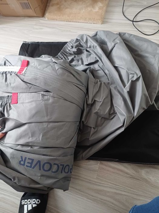 Pokrowiec na samochód auto r. L KOMBI 440-470 CLASSIC