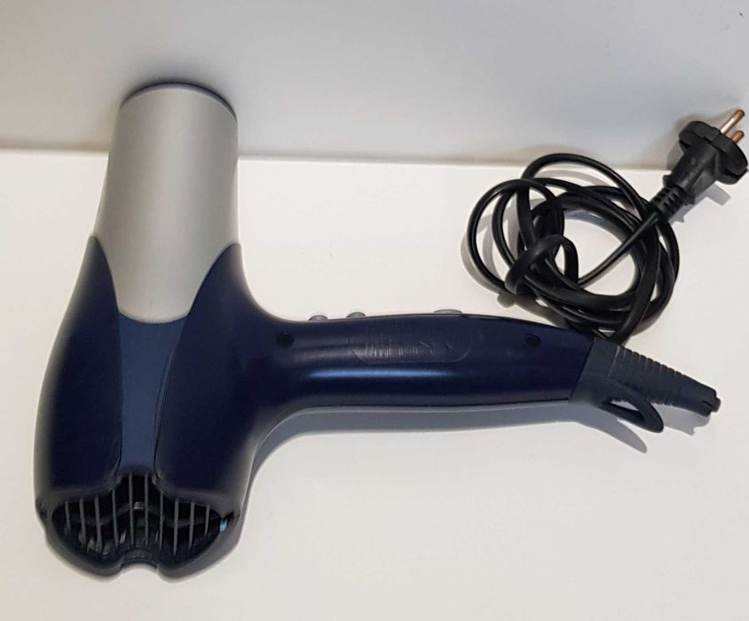 Suszarka Philips Salon Dry Control