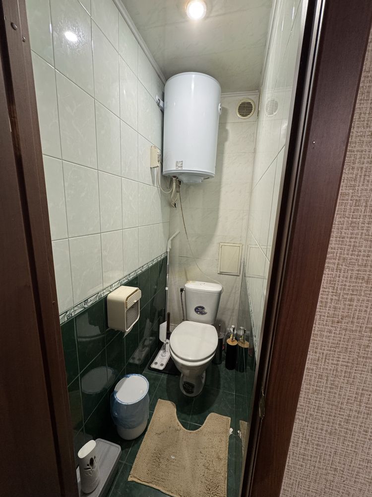Продаж двокімнатної квартири в центрі міста