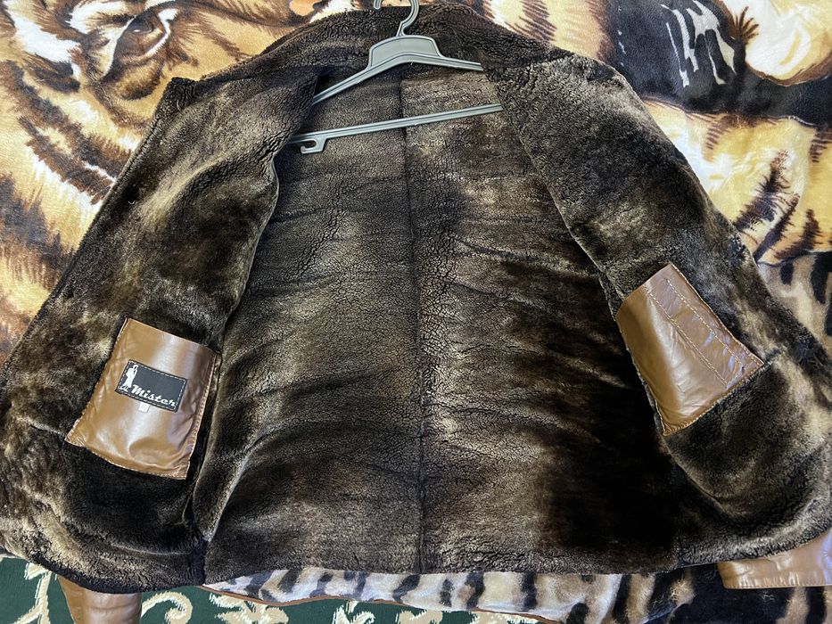Продається чоловіча зимова шкіряна куртка дублівка