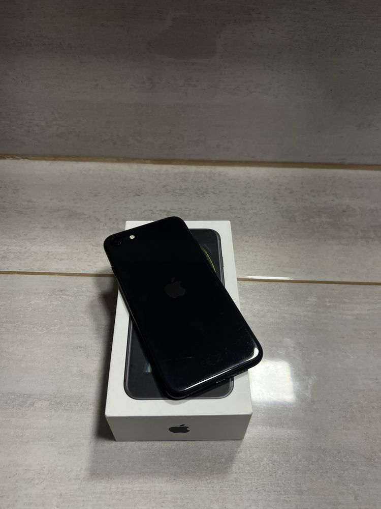 iPhone SE 2020 Neverlock 64 gb