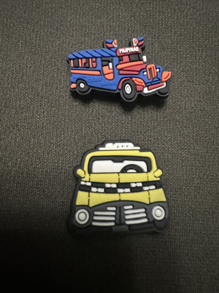 Jibbitz Delorean, BMW, Jeep, Skyline for Crocs