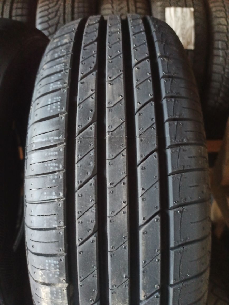 TSM Komplet Nowych Opon 185/60/R15 84H RoadX rxmotion