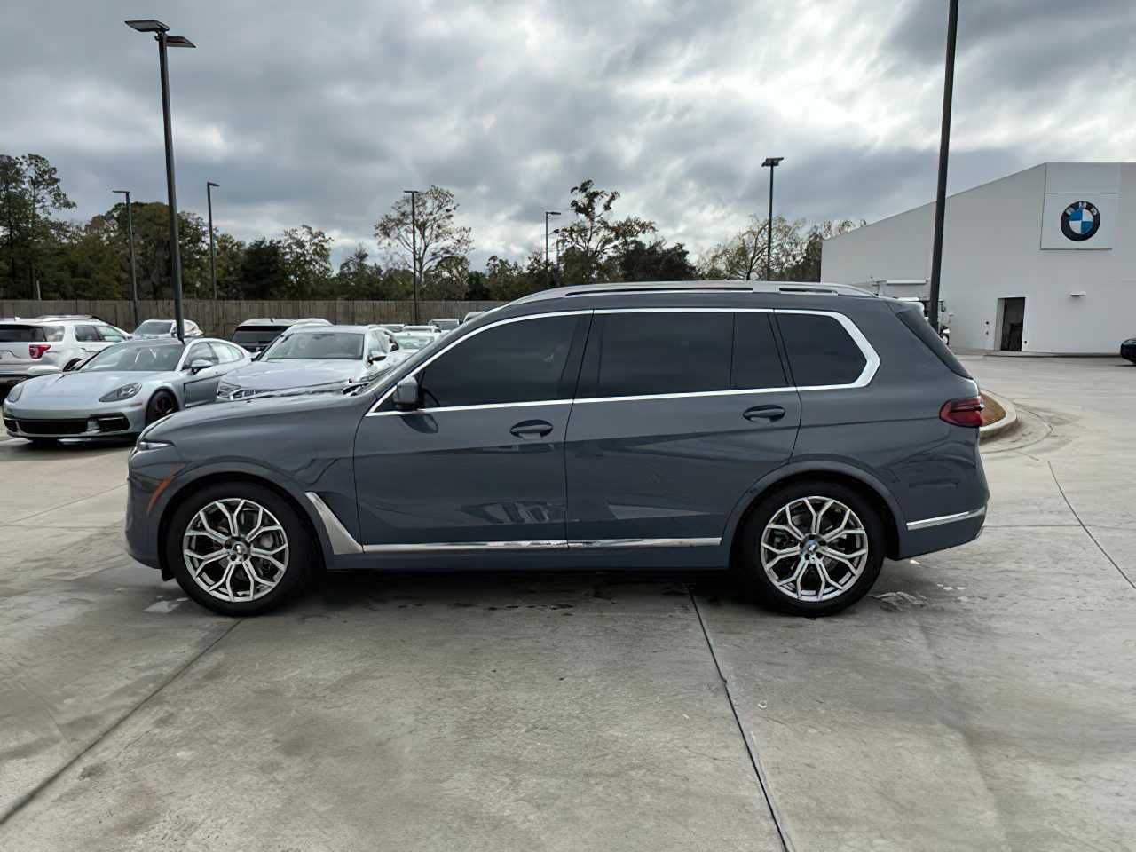 BMW X7 2023 Blue