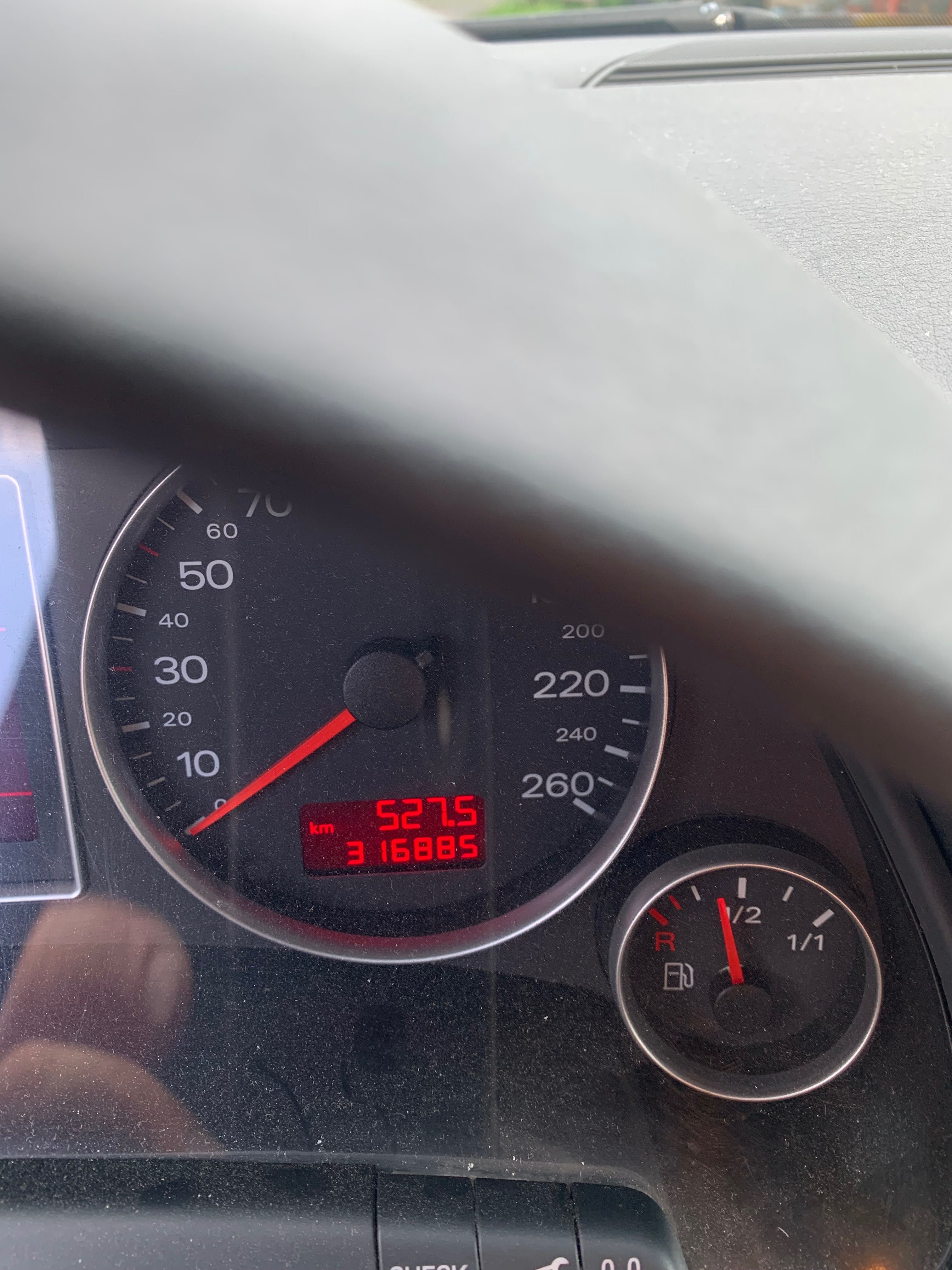 Sprzedam Audi a4 b7 S-line uszkodzone