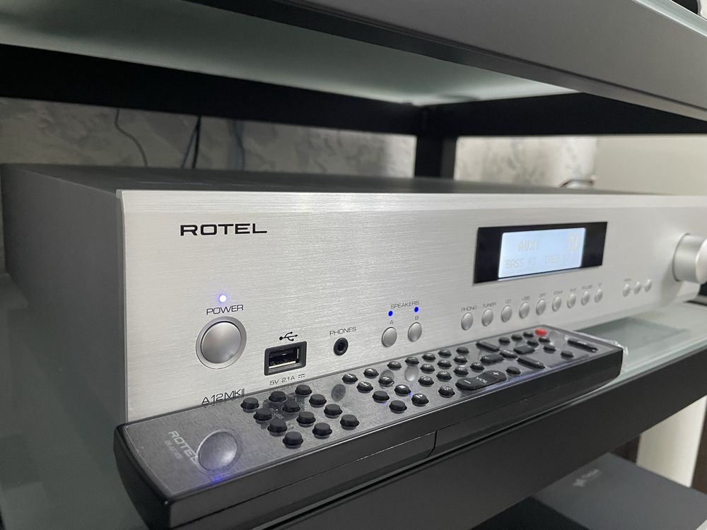 Rotel A12 Mk2 інтегральний підсилювач