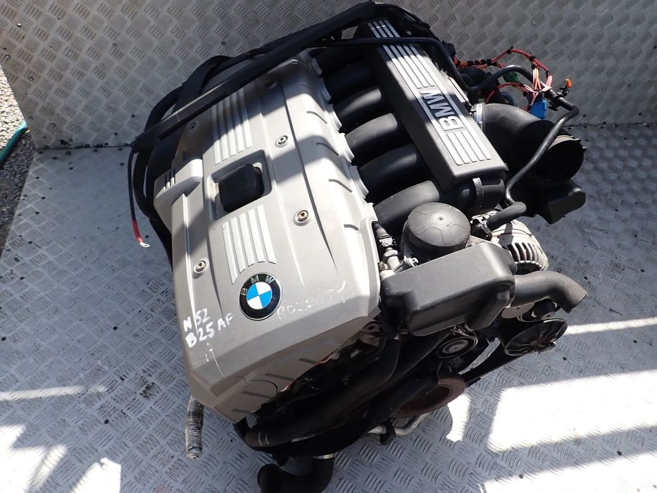 SILNIK BMW E90  N52 B25AF