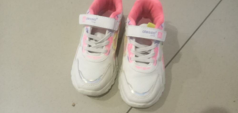 Кросівки для дівчинки 33-34р.