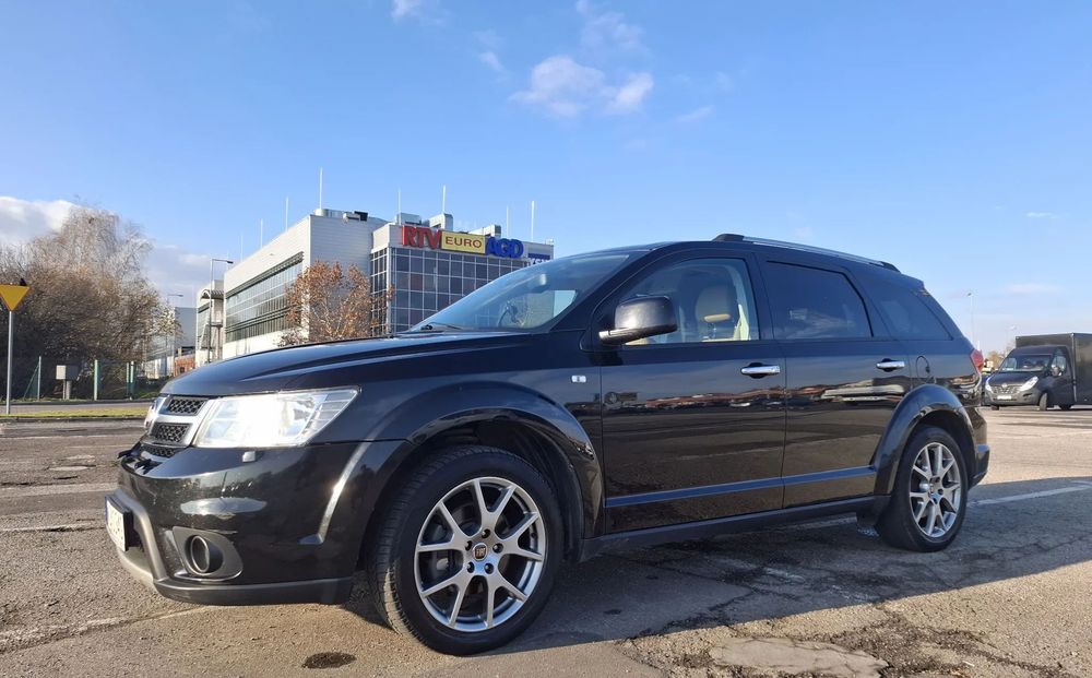 Fiat Freemont VAT 23%*7 miejsc*AWD*Pierwszy Właściciel PL*ASO*Hak*Bagażnik*Akcesoria