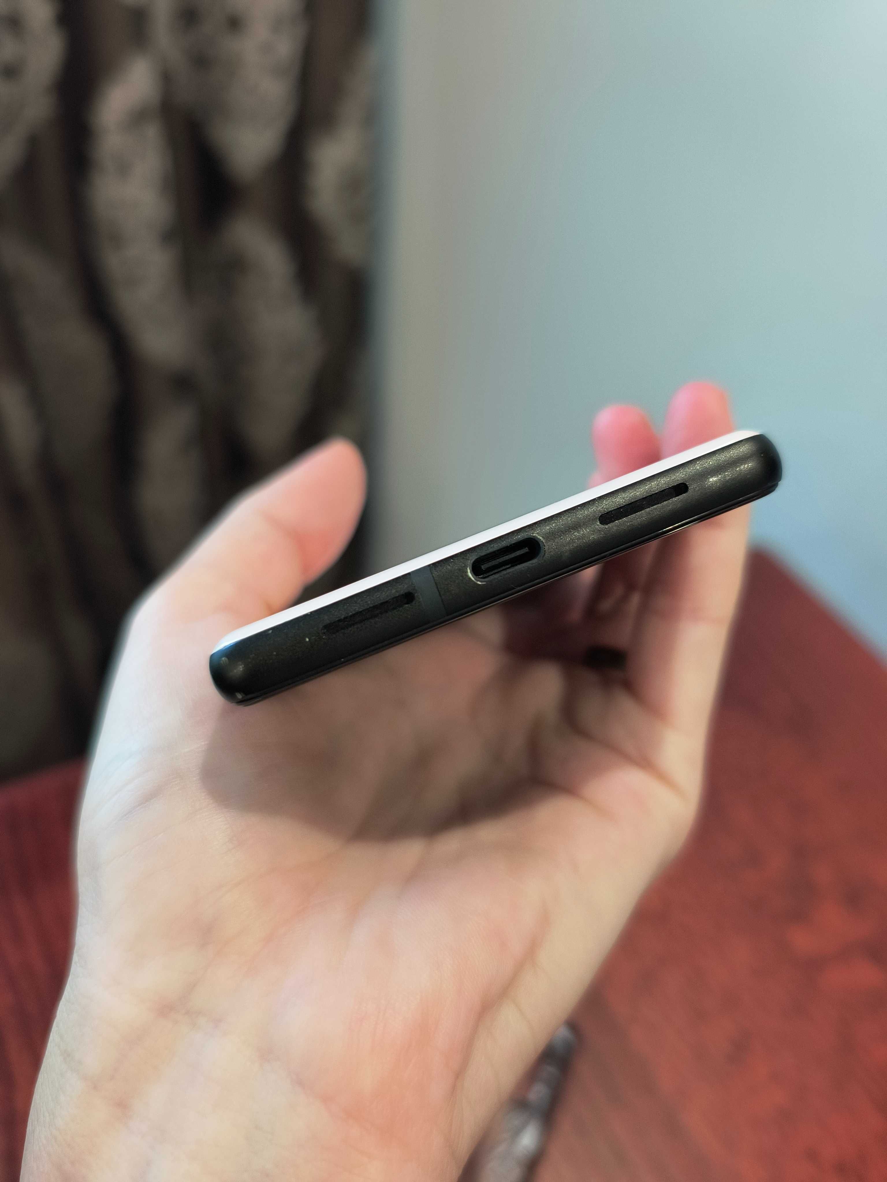 Google Pixel 6 Neverlock 8/128Gb, +eSim