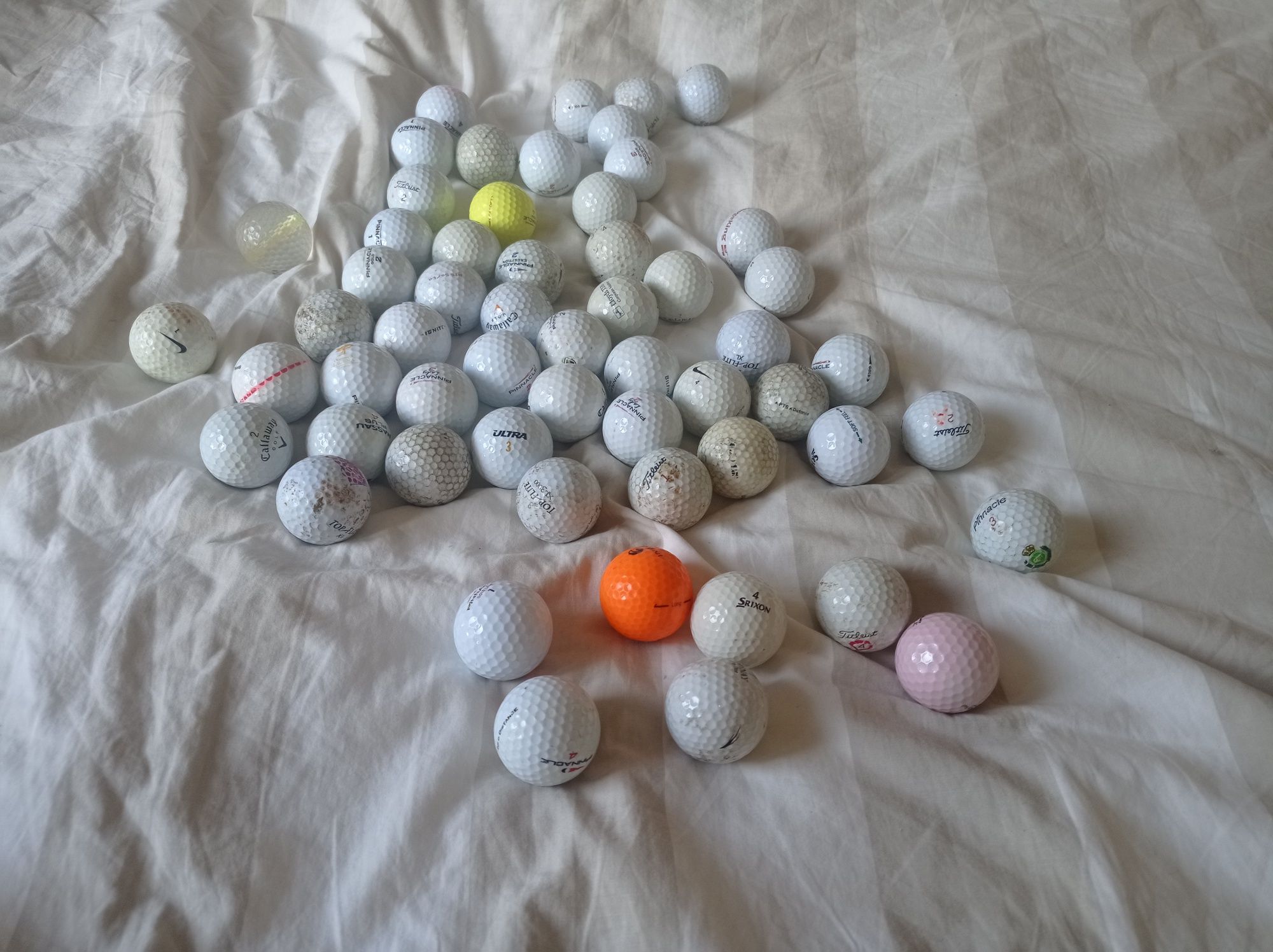 101 bolas de golf de marca