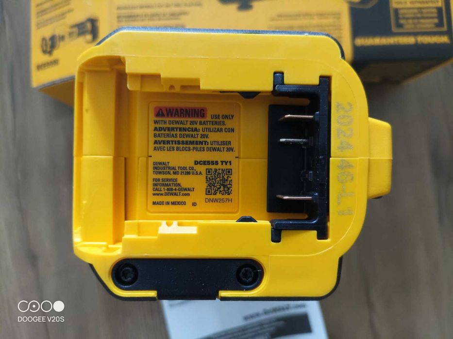 Dewalt DCE555 20V MAX Drywall Cut out Tool