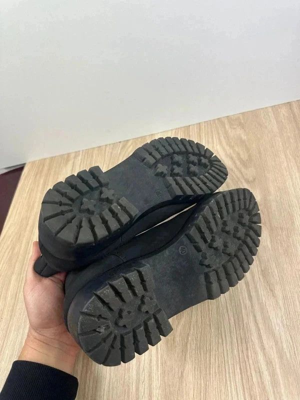 Buty botki czarne r. 40 Anna field