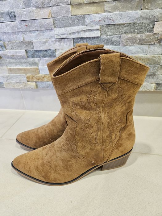 Botki kowbojki zamszowe rozm. 40