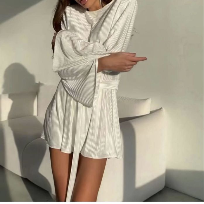 Продам сукню білу