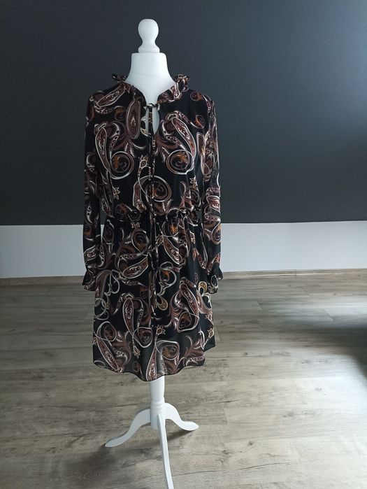 Letnia sukienka. Rozmiar uni.