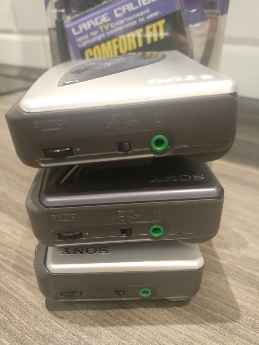 Walkman Sony WM-EX 190, WM-EX 192, WM-EX 194 + słuchawki Panasonic