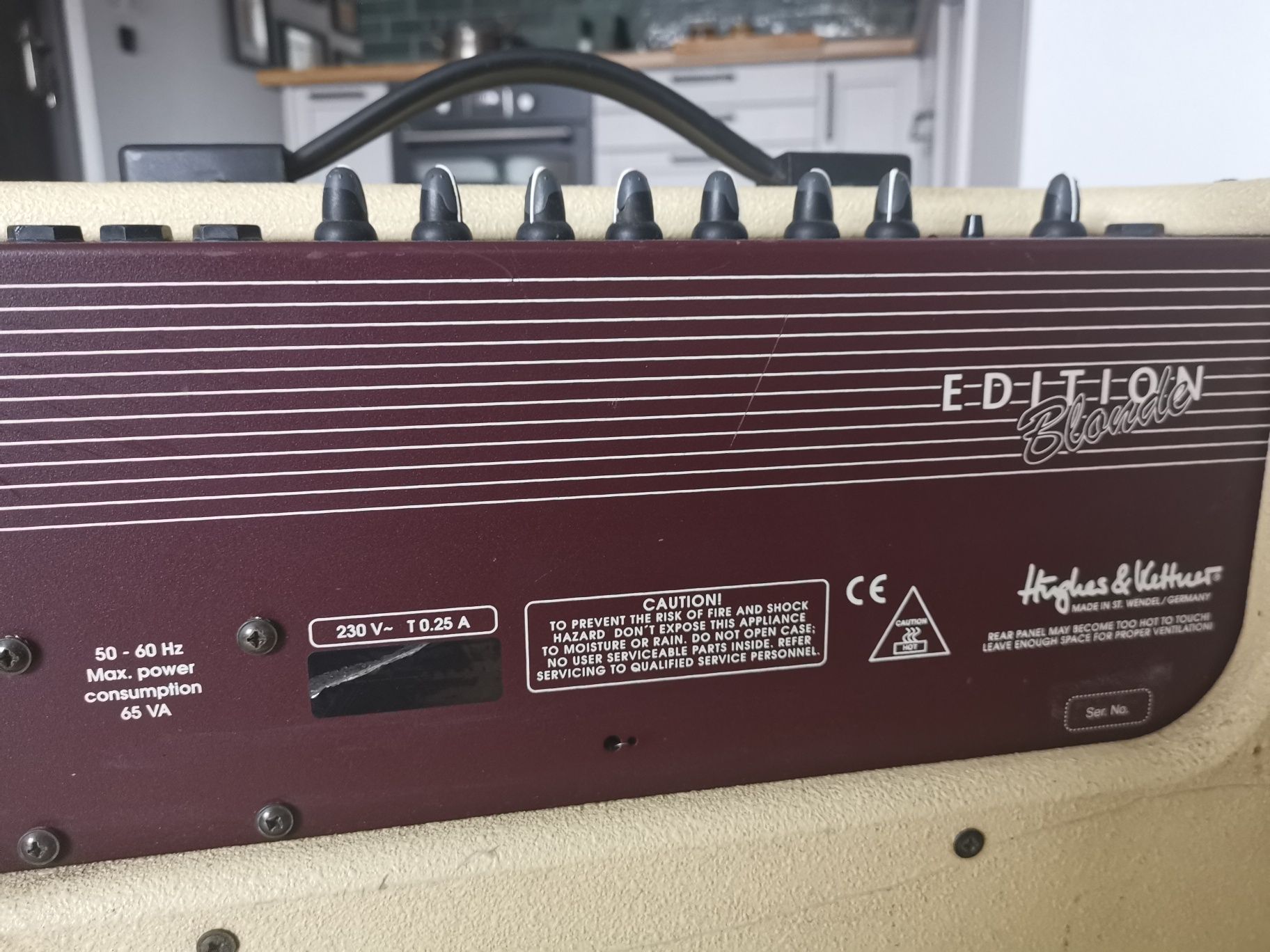 Hughes & Kettner Edition Blonde wzmacniacz 40W