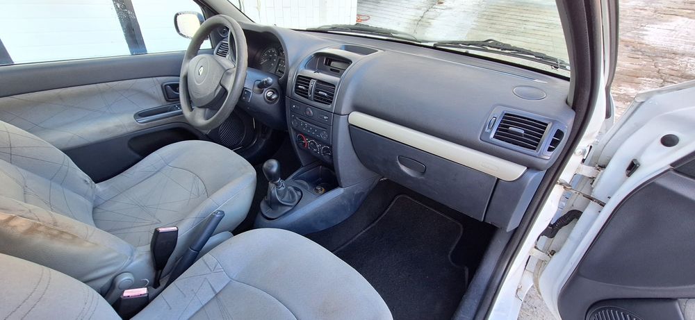 Renault clio 1.5 Dci