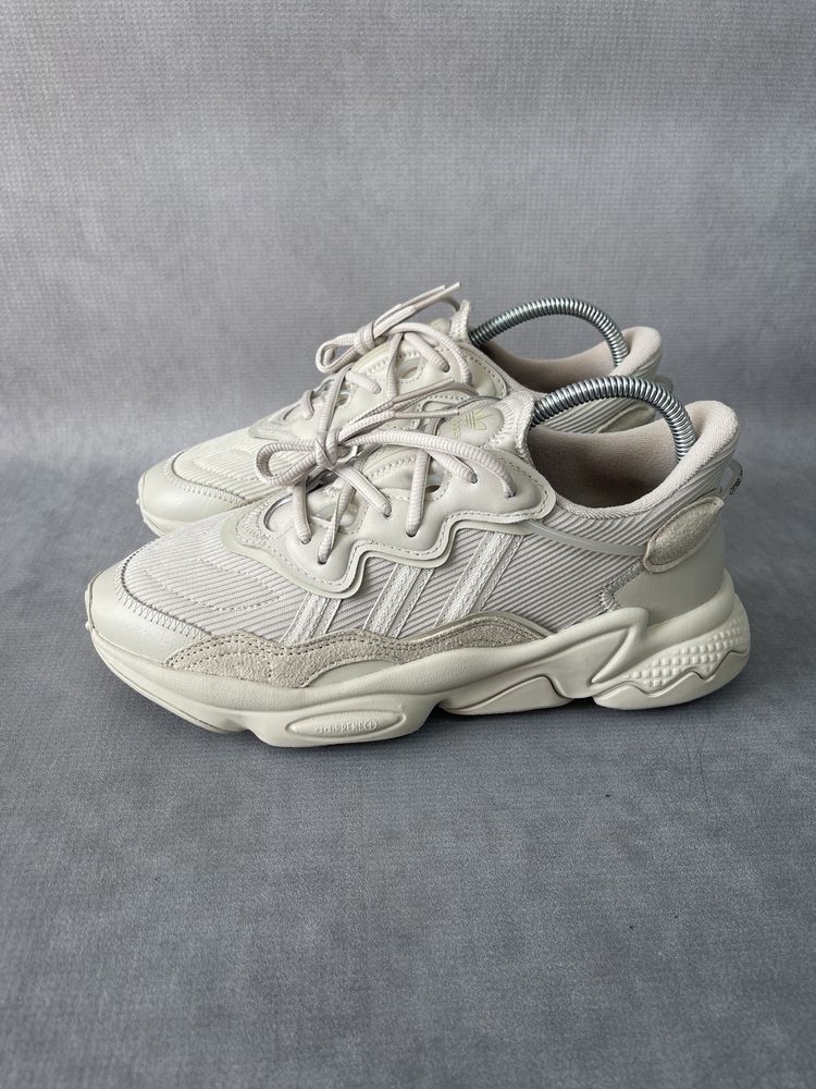 Buty Adidas Ozweego Bezowe r. 40 2/3