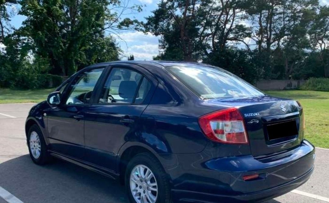 Suzuki SX 4 sedan Japan