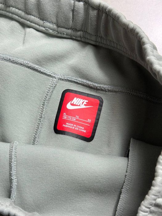 Nike Tech Fleece Pants