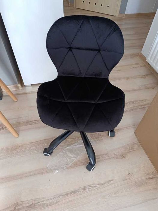 комп'ютерне крісло для офісу крісло майстра для школярів diamond