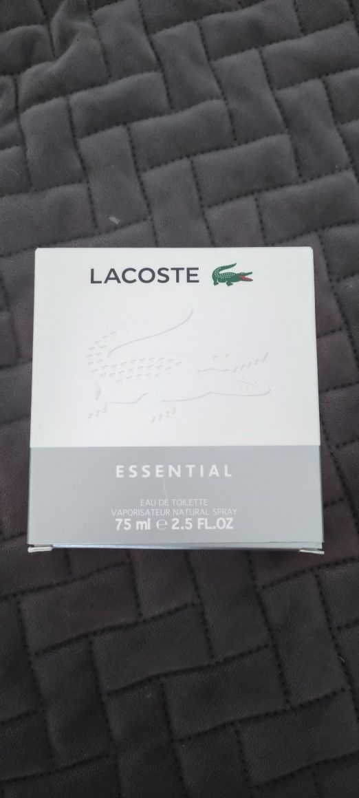 Туалетна вода для чоловіків Lacoste Essential