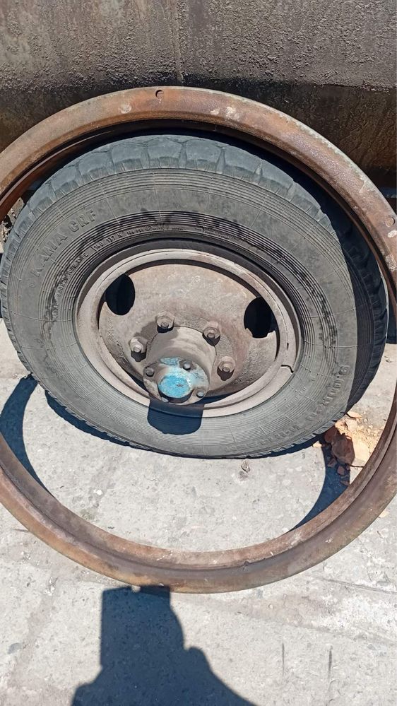 Продам круг поворотний до прицепа 2птс4
