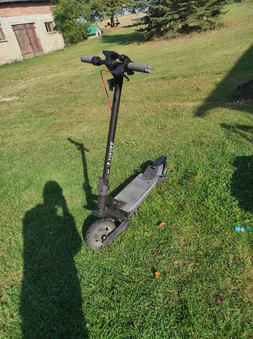 Hulajnoga elektryczna navee S40 (cena do 19 listopada)