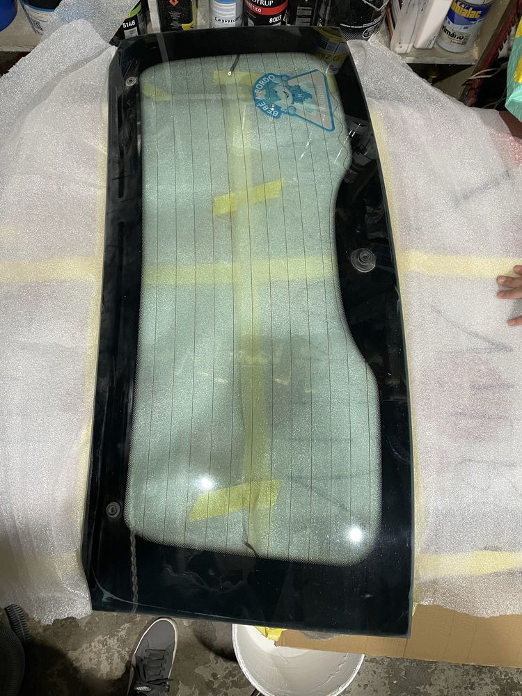 Vidro da mala ford focos c max