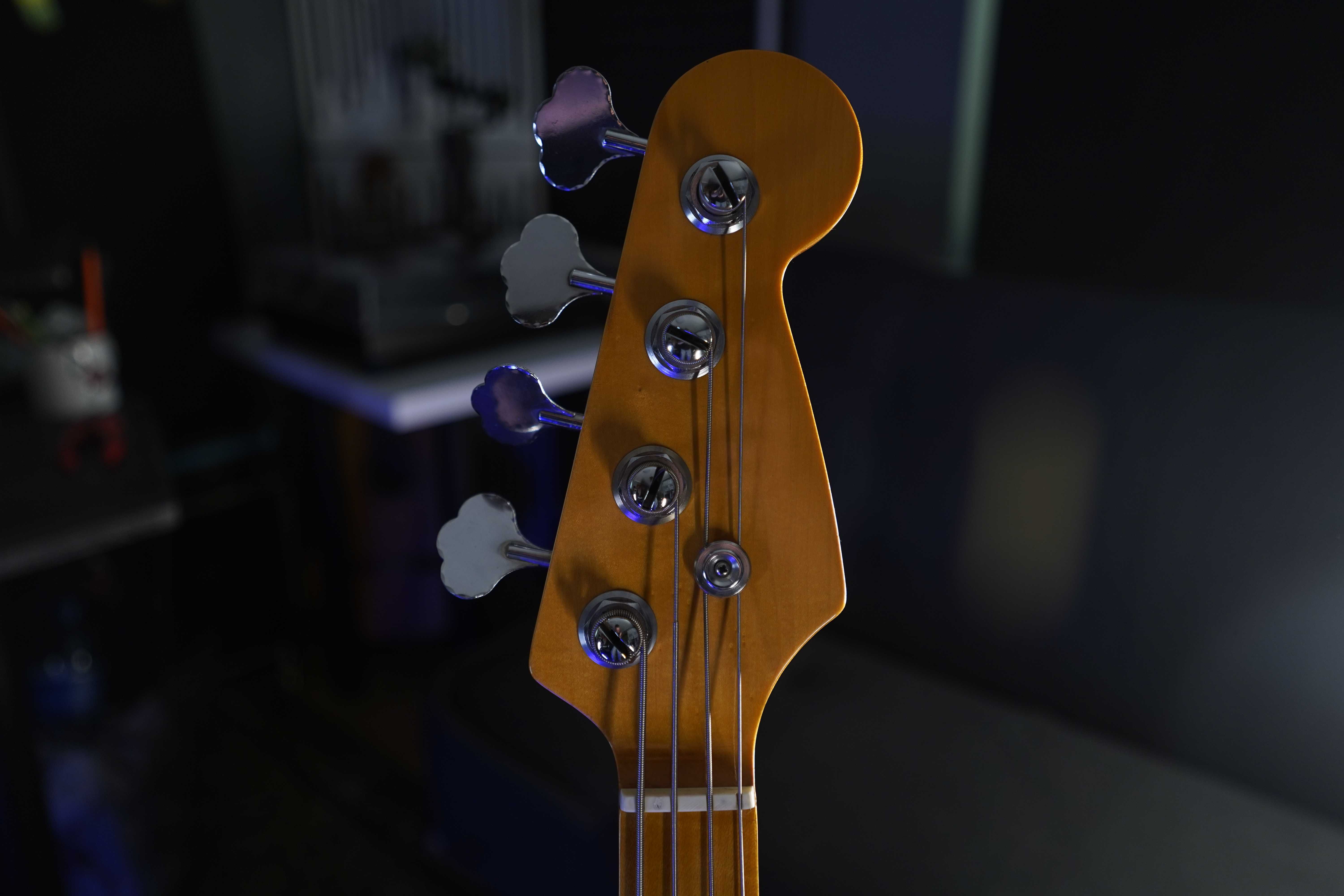Gitara basowa Japan 70'- 80' Jazz Bass (part) IV + stojak + pasek DIY