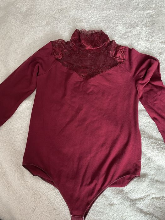 Nowe body Gatta z koronką