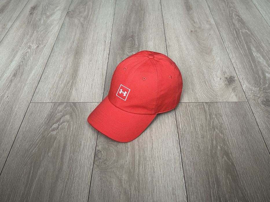 Кепка under armour