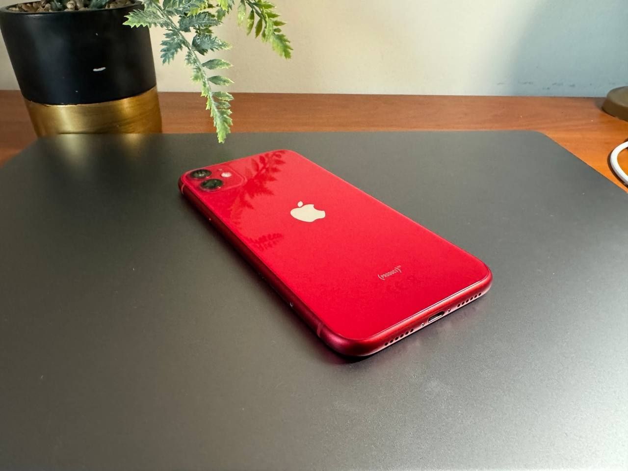 iPhone 11. Telefon+etui+nowy przewód+zasilacz65W. Wylogowany z iCloud