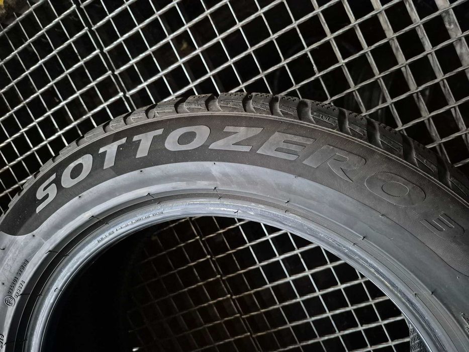 PIRELLI Winter SOTTOZERO 3   225/55R17   MO
