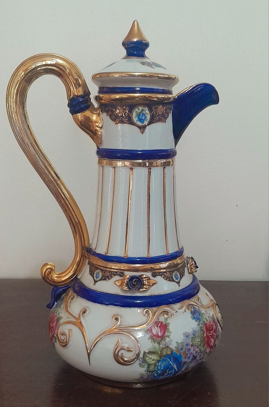 Porcelana pintado a mão