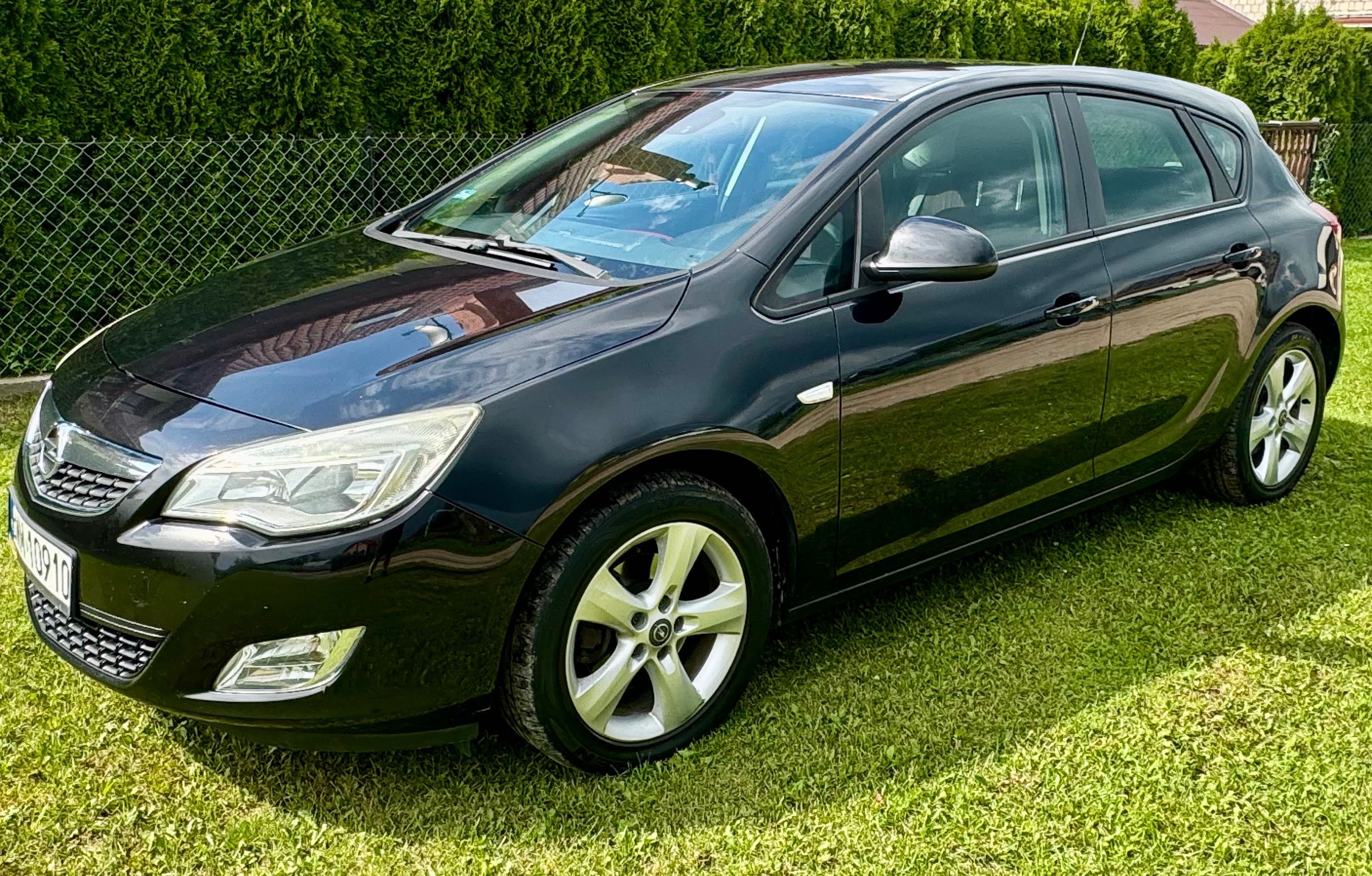 Opel Astra J (P10)