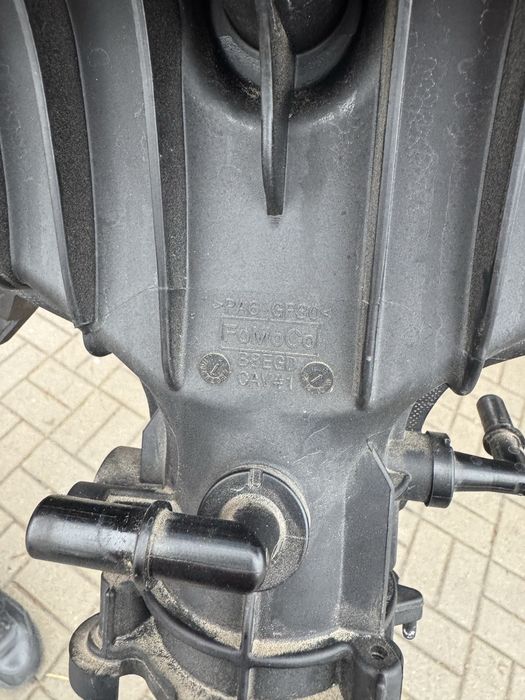 Впускний колектор Форд Ейдж 2.0 2019