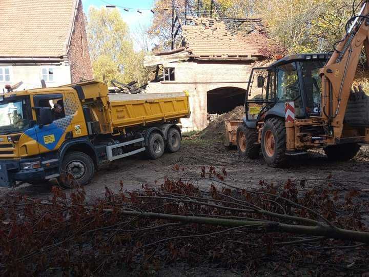 Usługi transportowe wywrotką