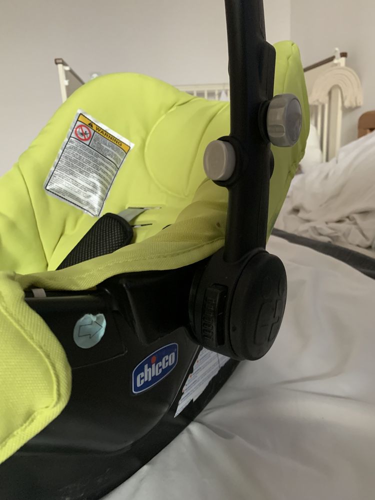 Fotelik nosidełko  chicco 0-13 kg + wkładka do fotelika dla noworodków