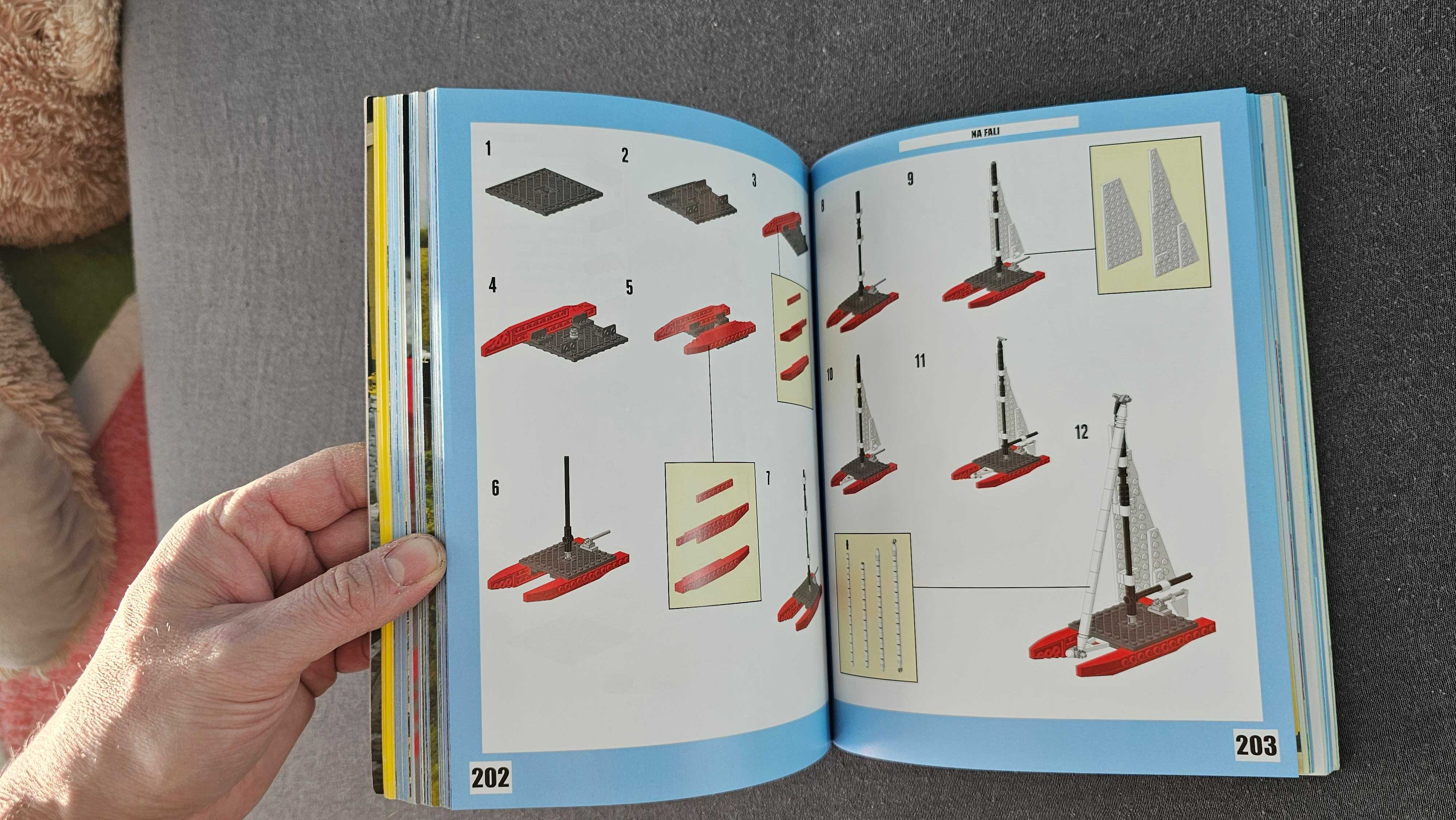 Niezwykłe pojazdy. Wspaniałe maszyny powietrzne, lądowe i wodne z LEGO