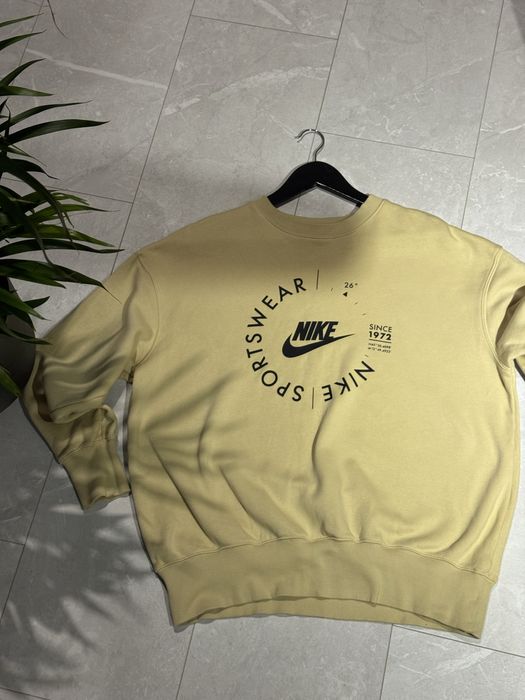 Продам кофту nike