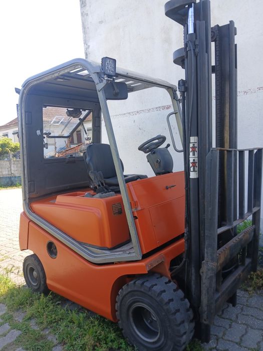 Empilhador diesel motor toyota de 2005