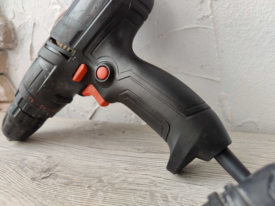 Шуруповерт 220V Dnipro-M td-72