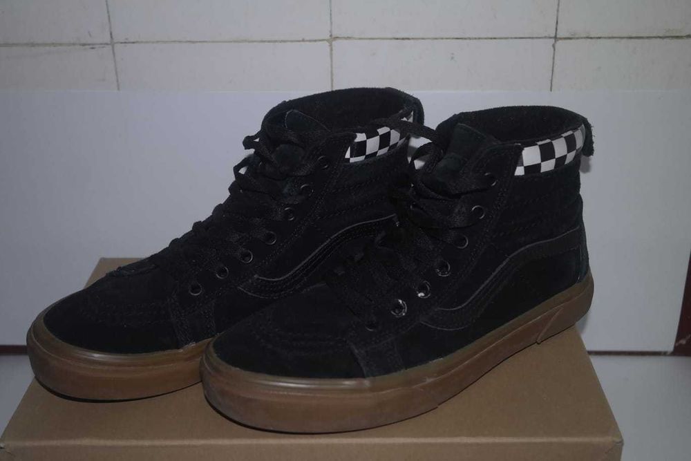 Tenís vans SK8-HI Preto/Xadrez quase sem uso