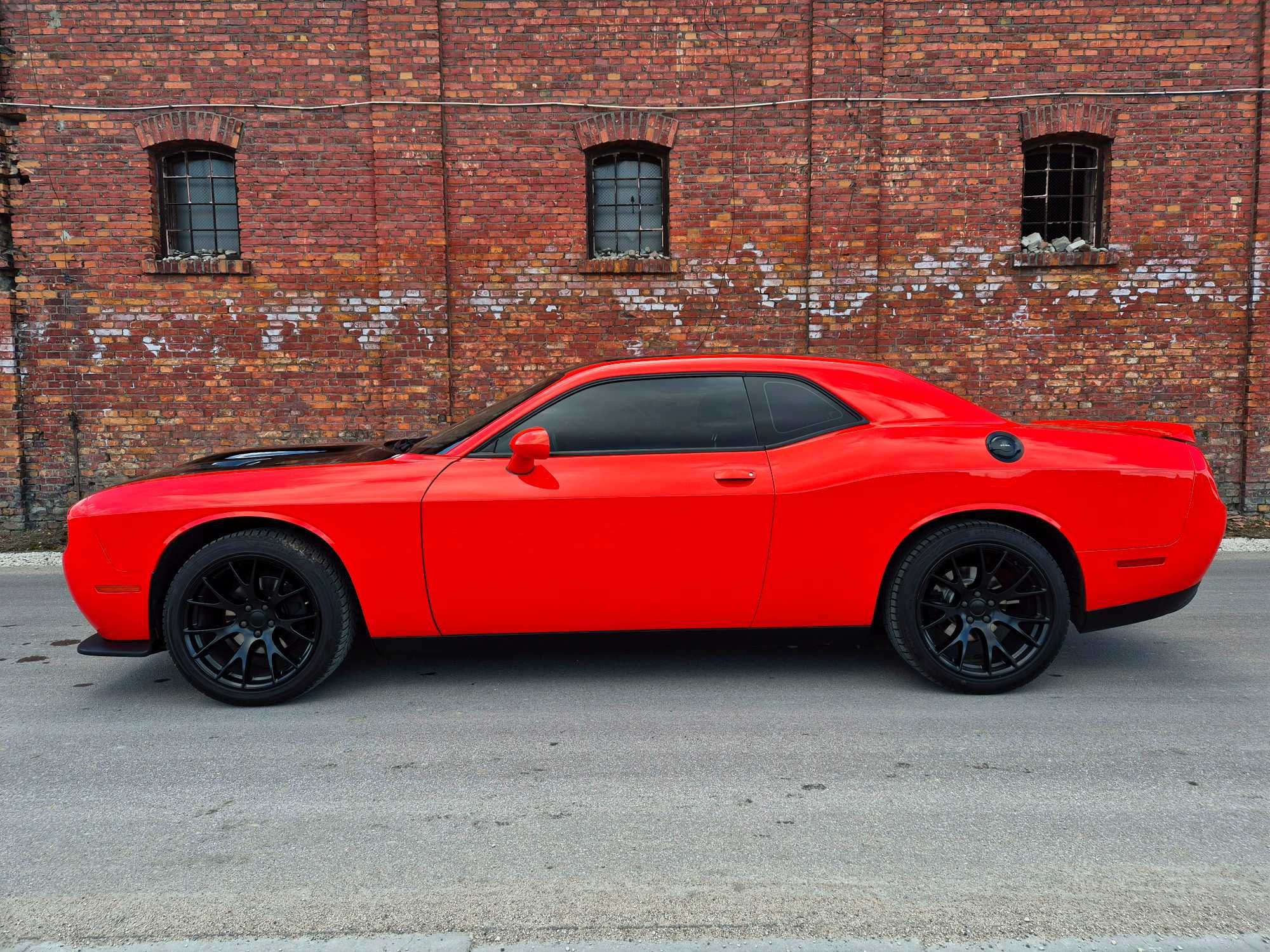 Dodge Challenger 3.6 305km Rej Pl GO MANGO LPG Zam Bus Laweta