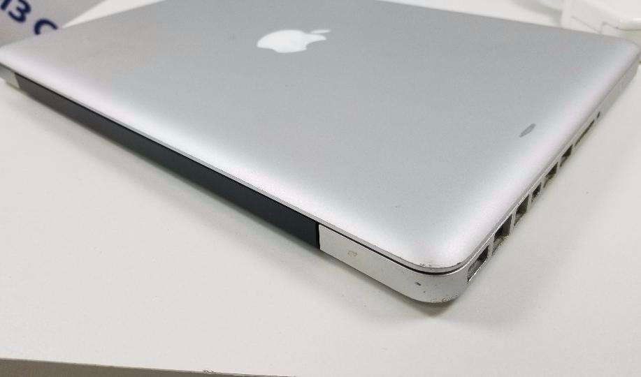 Продам MacBook Pro 2010 року або обміняю на щось рівноцінне